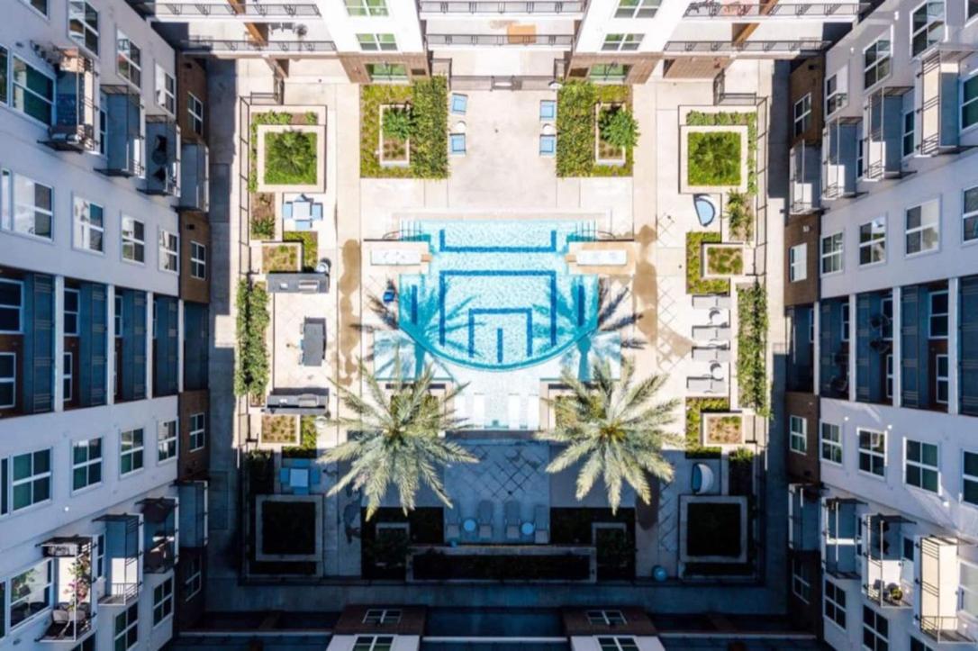 Downtown Apt Free Parking - Pool - Gym - Fully Kitchen Houston Extérieur photo